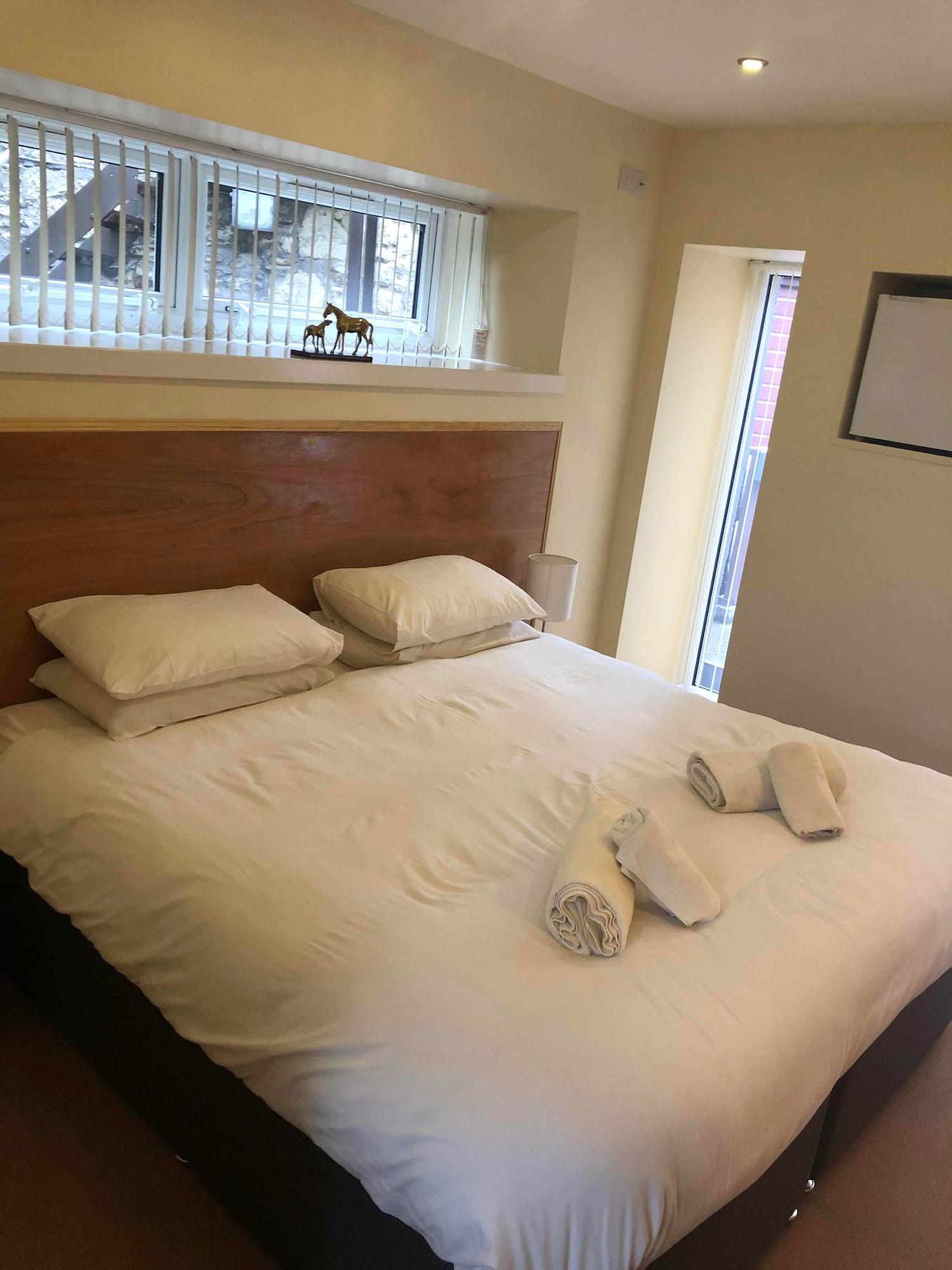 Oyo Eastbank Hotel, Speyside Scotland Rothes Eksteriør billede