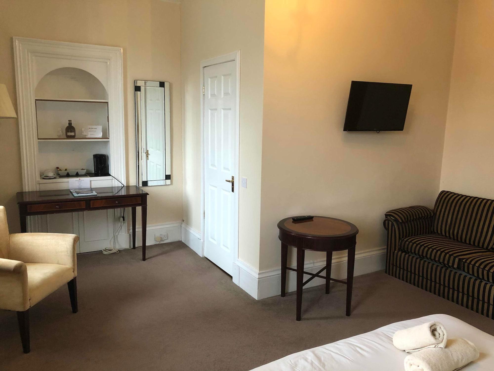 Oyo Eastbank Hotel, Speyside Scotland Rothes Eksteriør billede