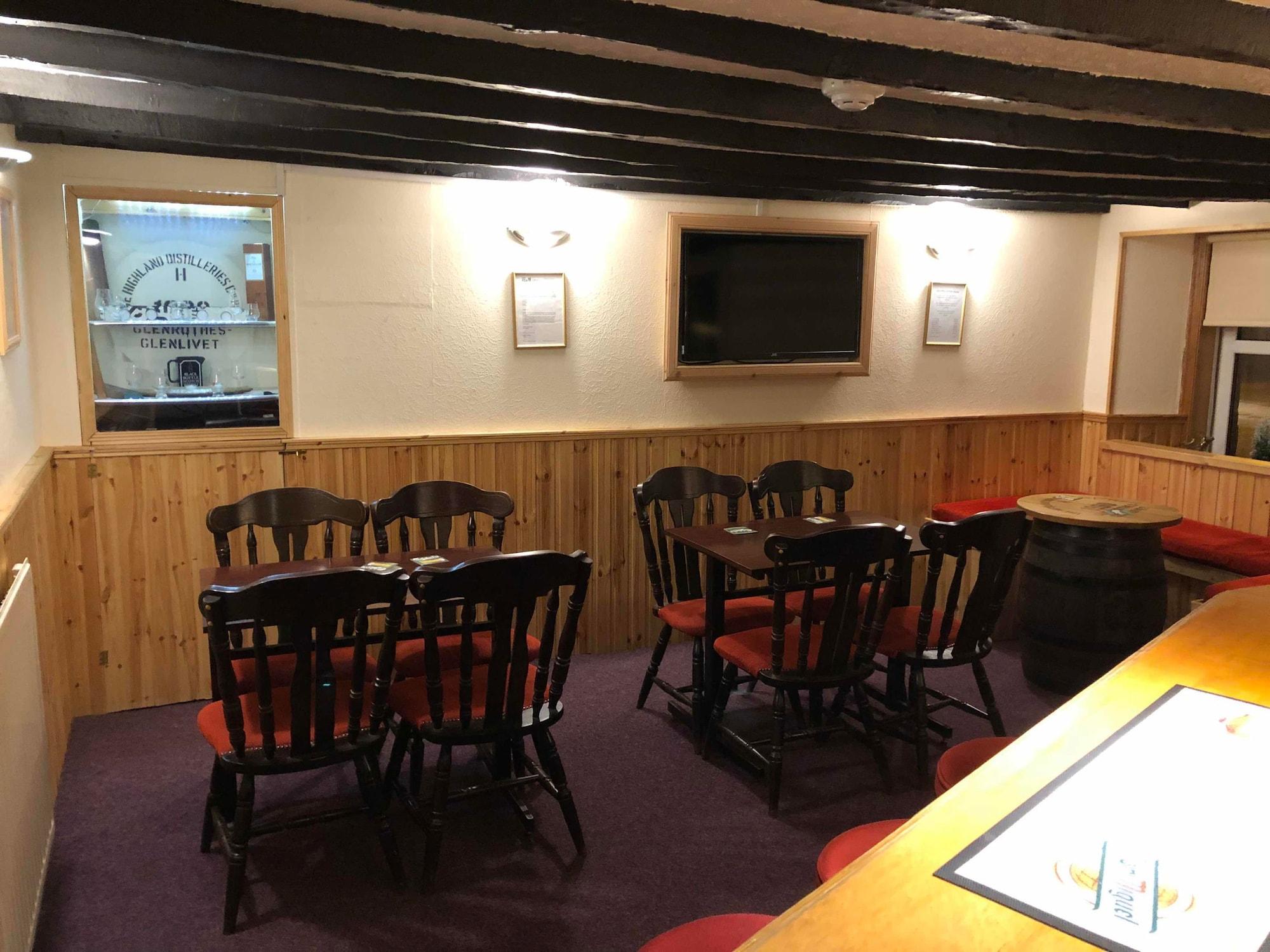 Oyo Eastbank Hotel, Speyside Scotland Rothes Eksteriør billede