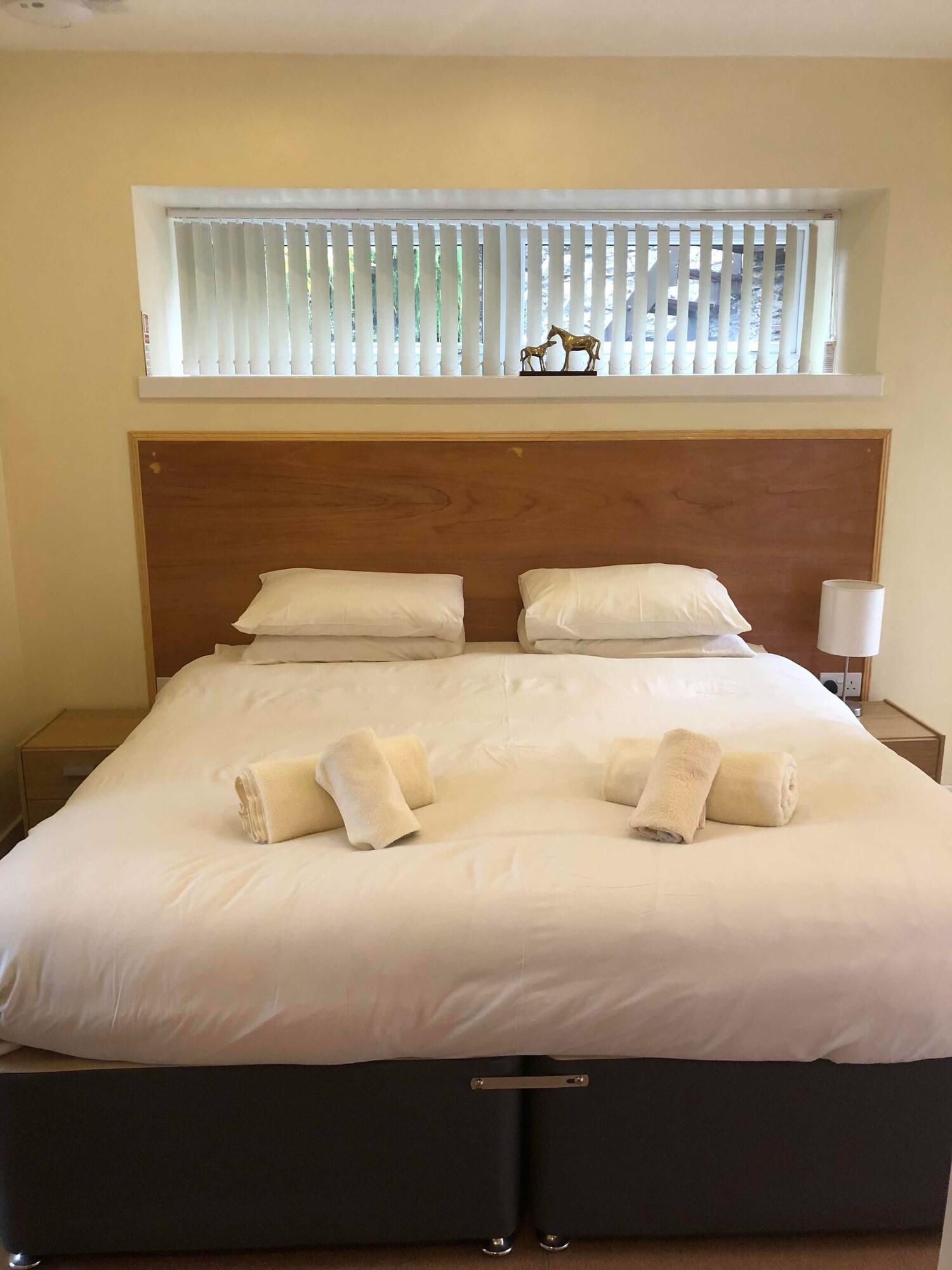 Oyo Eastbank Hotel, Speyside Scotland Rothes Eksteriør billede
